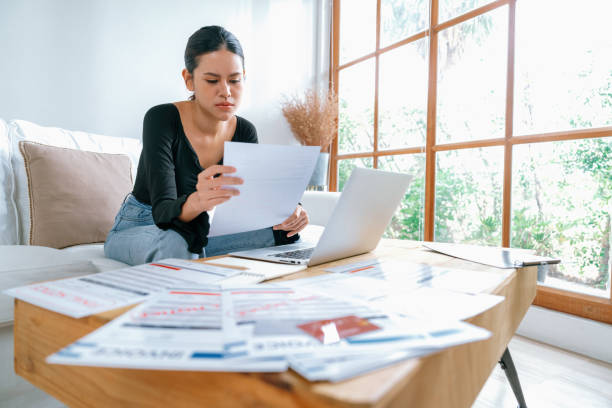 Brooktrails, CA Loan Agency Company